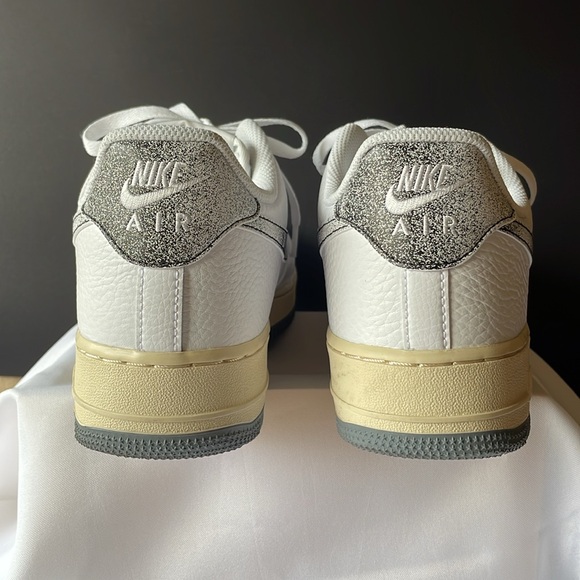 Nike Air Force One’s Men’s Size 9.5 50 Years of Hip Hop Nike AF1 Classics White - Picture 2 of 13